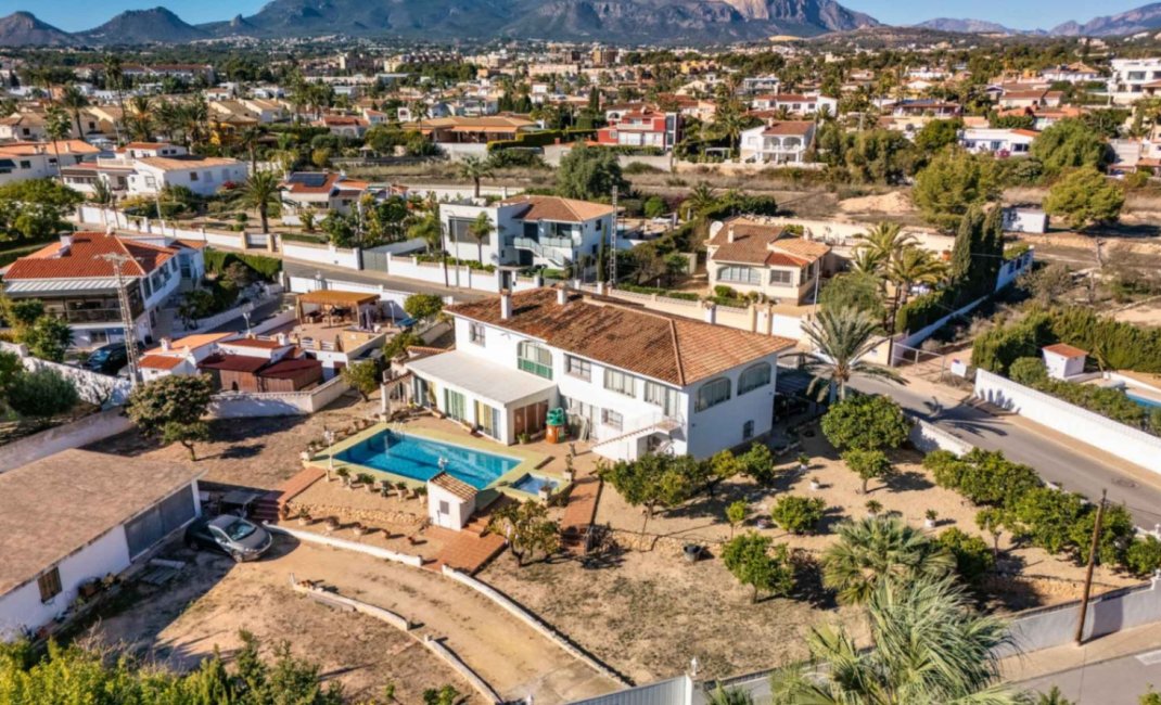 Herverkoop - Villa -
Alfaz del Pi - Alfas del Pí