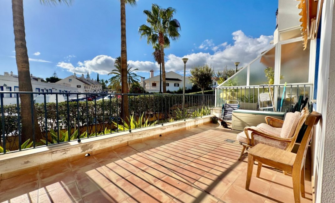 Resale - apartment -
Alfaz del Pi - Alfas del Pí