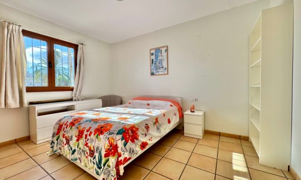 Resale - apartment -
Alfaz del Pi - Alfas del Pí