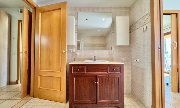 Resale - apartment -
Alfaz del Pi - Alfas del Pí