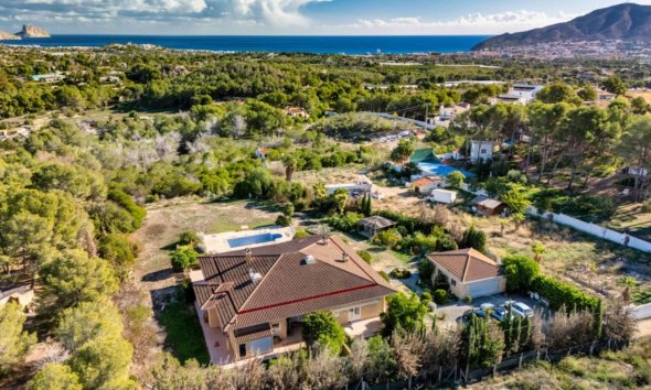 Reventa - Villa -
Alfaz del Pi - Colonia Escandinavia