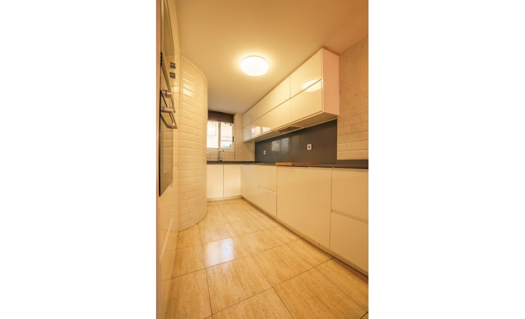 Resale -  Chalet / Villa -
La Nucía