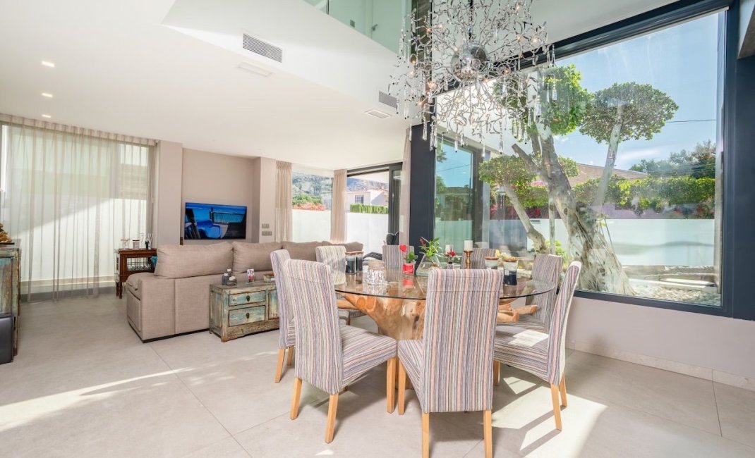 Resale -  Chalet / Villa -
Albir