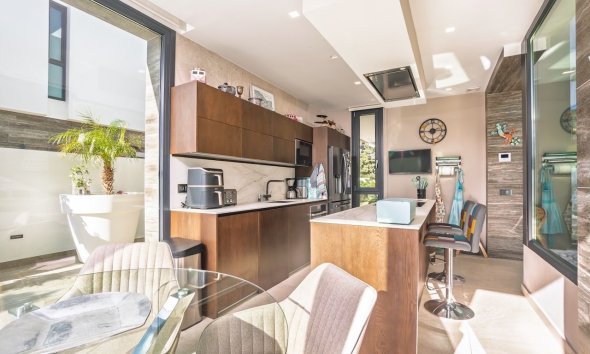 Resale -  Chalet / Villa -
Albir