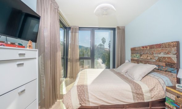 Resale -  Chalet / Villa -
Albir