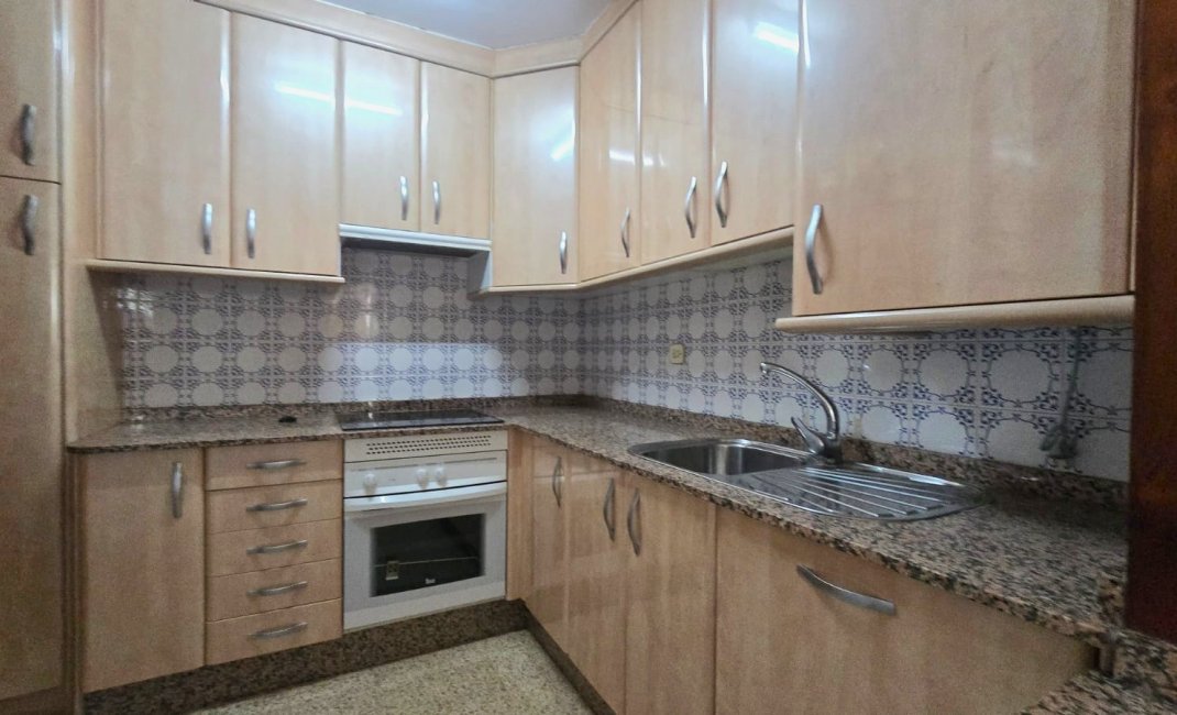 Resale - Apartment / flat -
Alfaz del Pi - Alfas del Pí