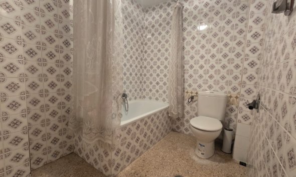 Resale - Apartment / flat -
Alfaz del Pi - Alfas del Pí