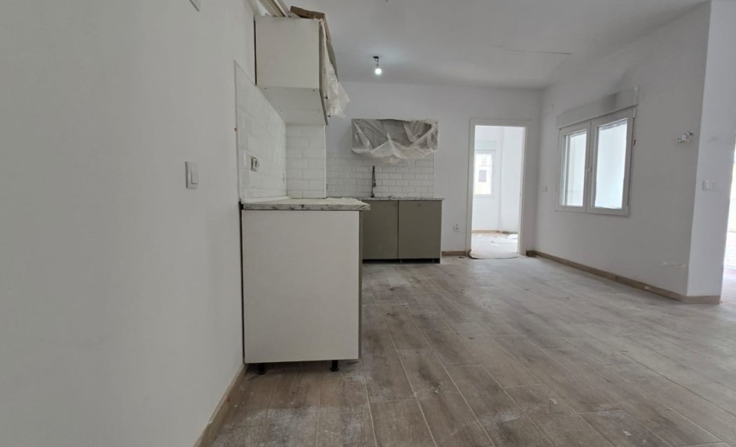 Resale - Apartment / flat -
Alfaz del Pi - Alfas del Pí