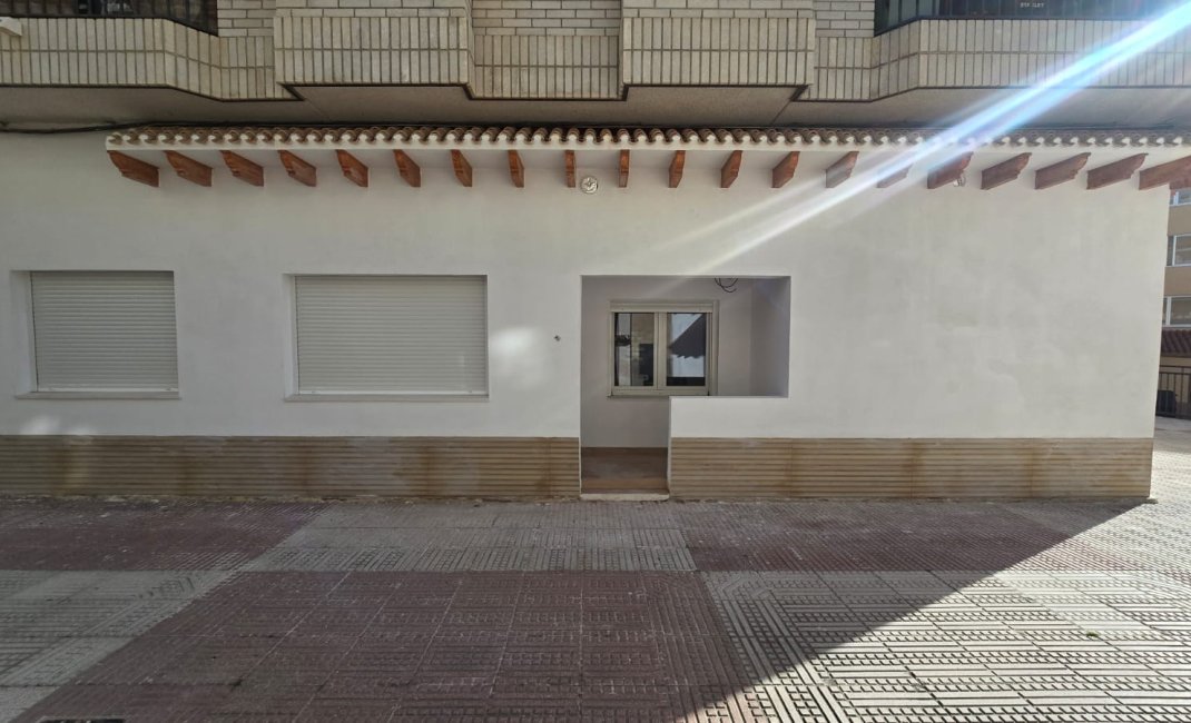 Resale - Apartment / flat -
Alfaz del Pi - Alfas del Pí