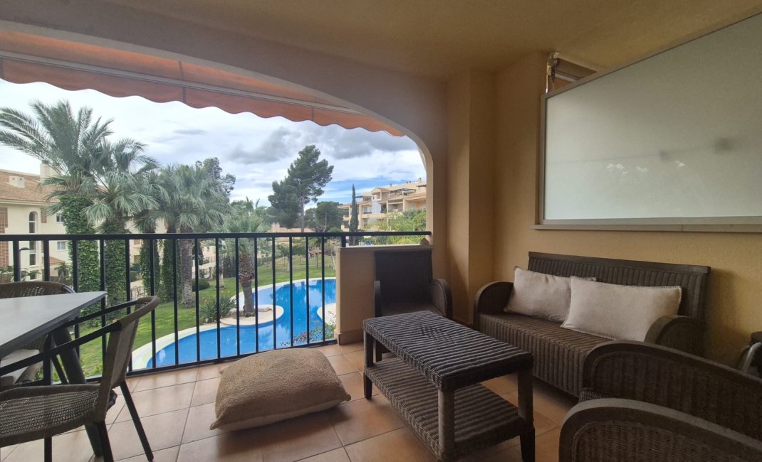  Alquiler larga estancia - Apartamento / piso -
Altea