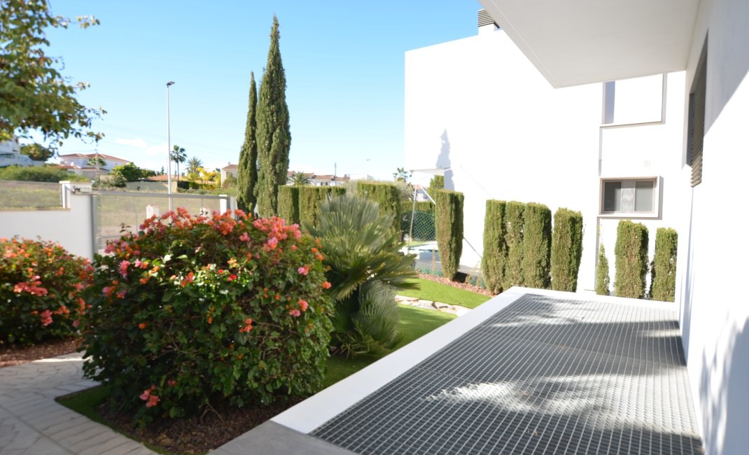 Resale -  Chalet / Villa -
Albir