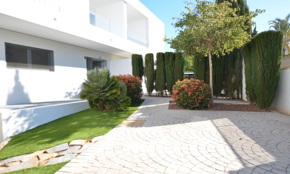 Resale -  Chalet / Villa -
Albir