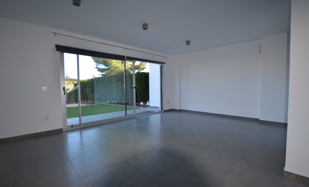 Resale -  Chalet / Villa -
Albir