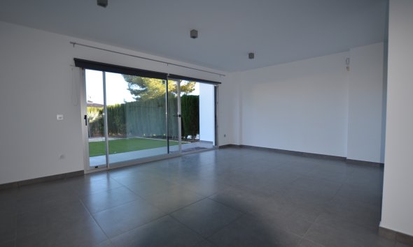 Resale -  Chalet / Villa -
Albir