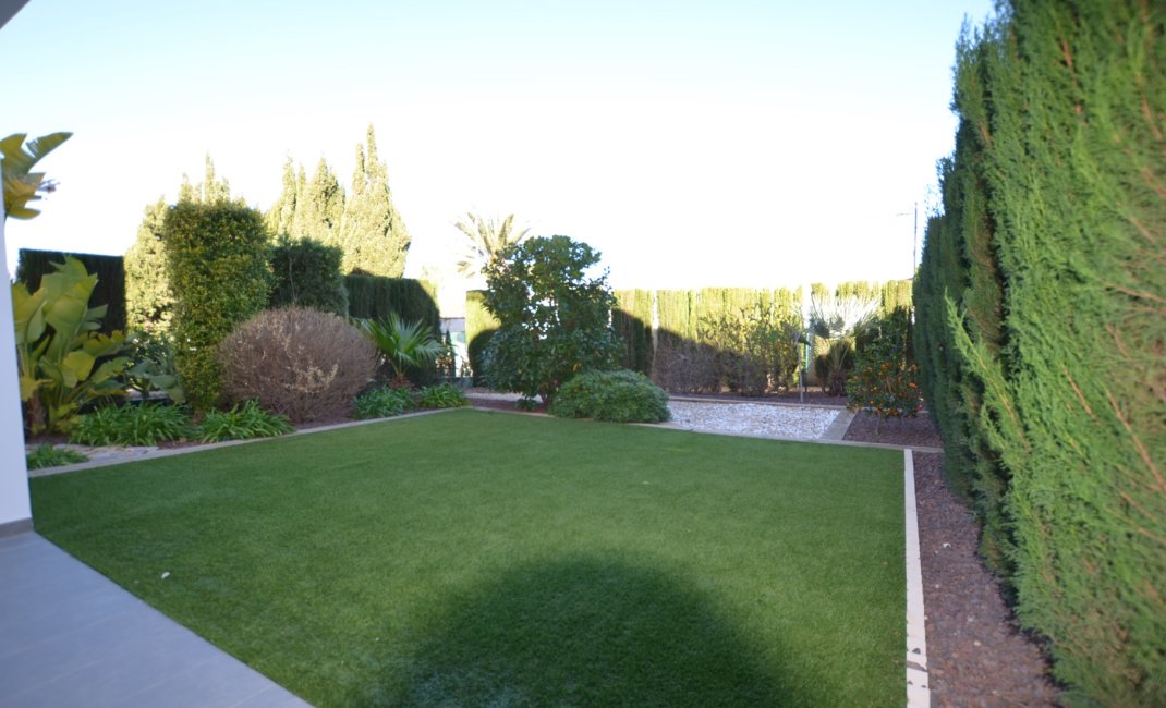 Resale -  Chalet / Villa -
Albir