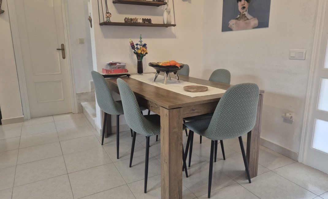 Resale - Bungalow -
Albir