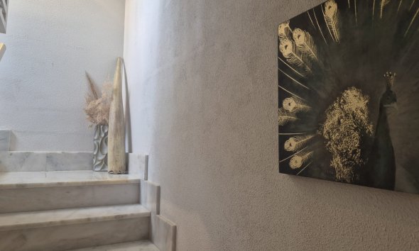 Resale - Bungalow -
Albir