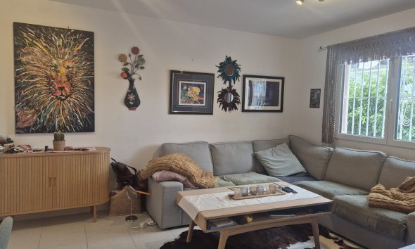 Resale - Bungalow -
Albir