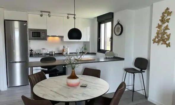 Reventa - Apartamento / Piso -
Finestrat