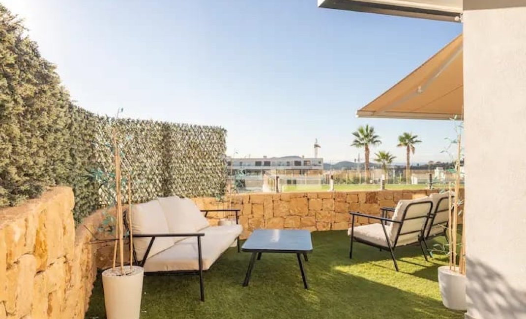 Reventa - Apartamento / Piso -
Finestrat