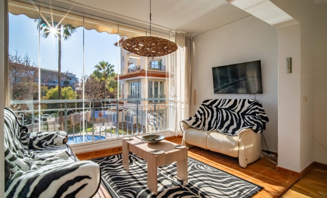 Reventa - apartment -
Albir