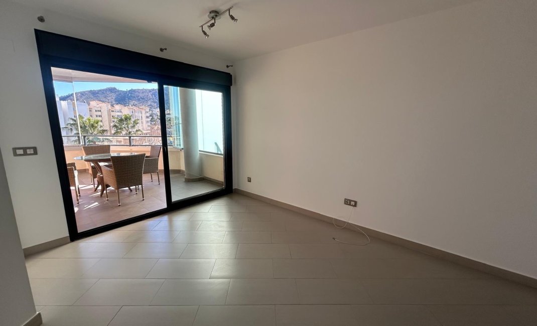 Resale - Apartment / flat -
Albir