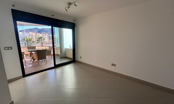 Resale - Apartment / Flat -
Albir