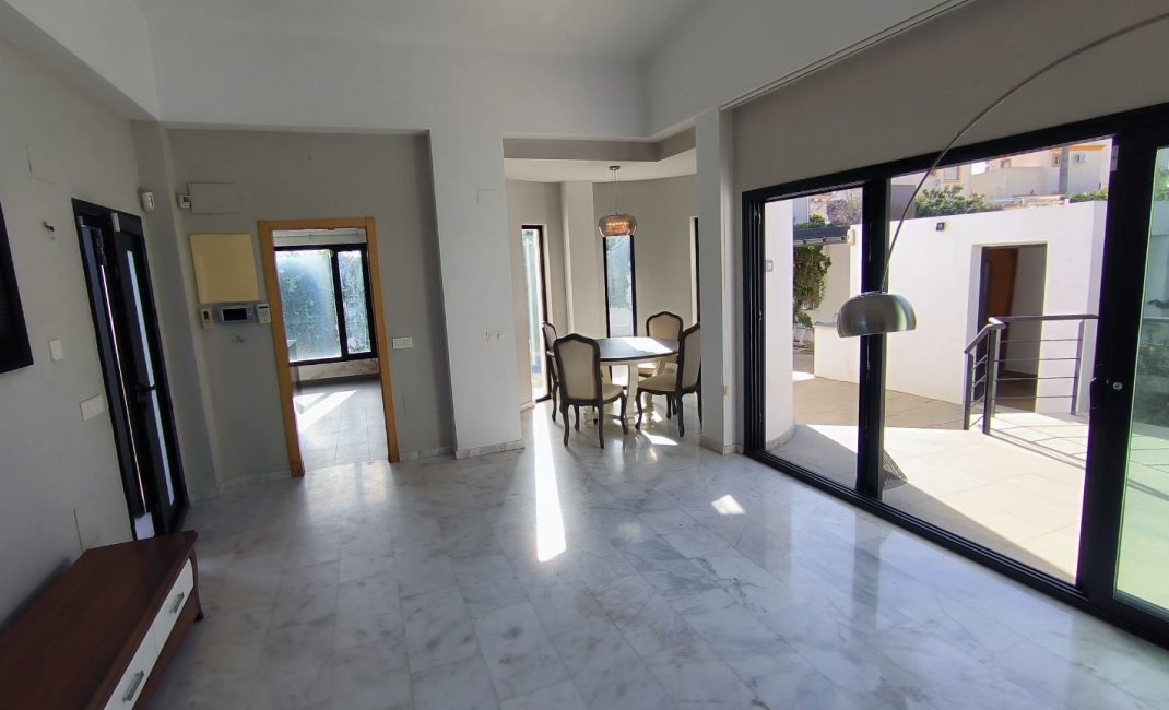 Resale -  Chalet / Villa -
Polop