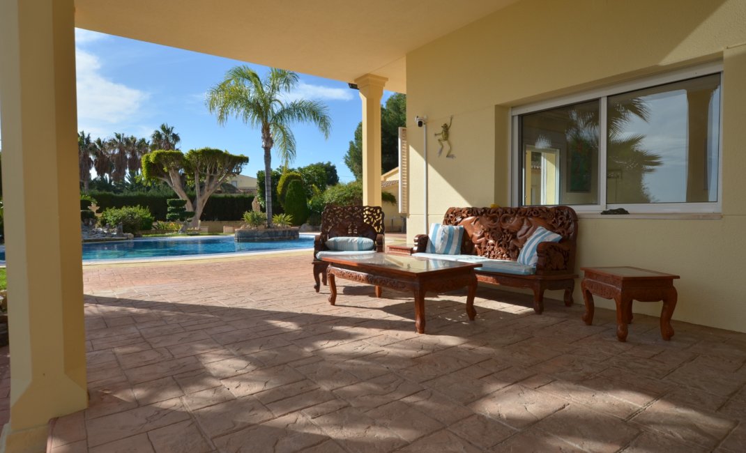 Location à long terme -  Chalet / Villa -
Altea