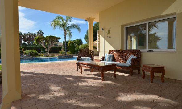 Location à long terme -  Chalet / Villa -
Altea