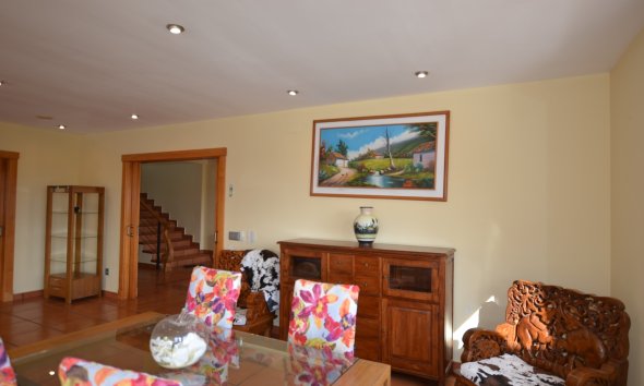 Location à long terme -  Chalet / Villa -
Altea