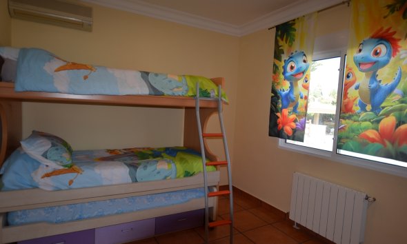 Location à long terme -  Chalet / Villa -
Altea