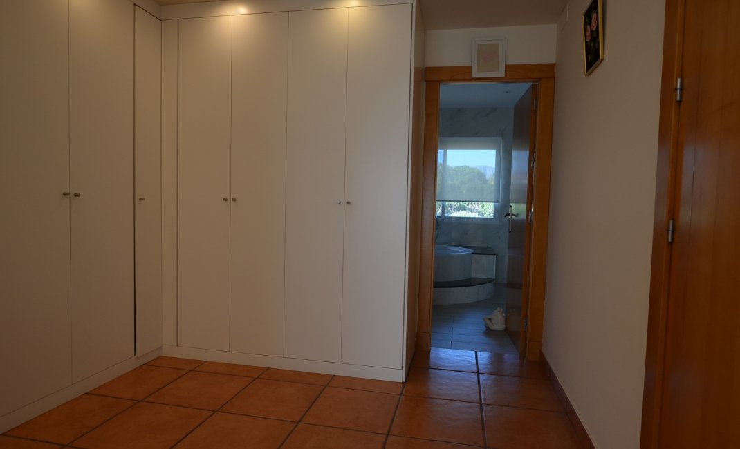 Location à long terme -  Chalet / Villa -
Altea