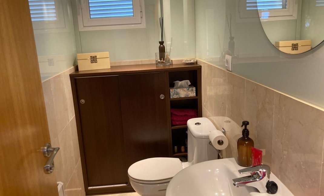 Resale -  Chalet / Villa -
La Nucía