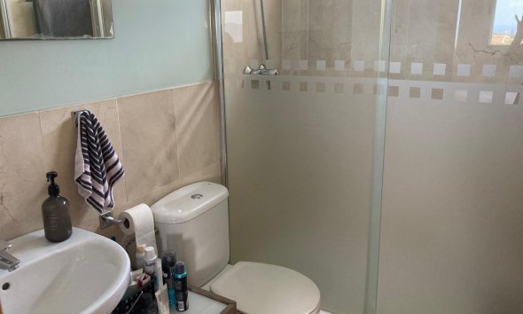 Resale -  Chalet / Villa -
La Nucía