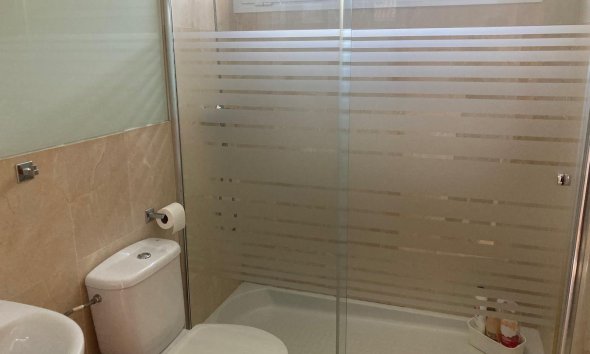 Resale -  Chalet / Villa -
La Nucía