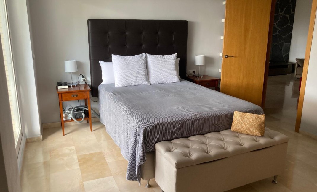 Resale -  Chalet / Villa -
La Nucía