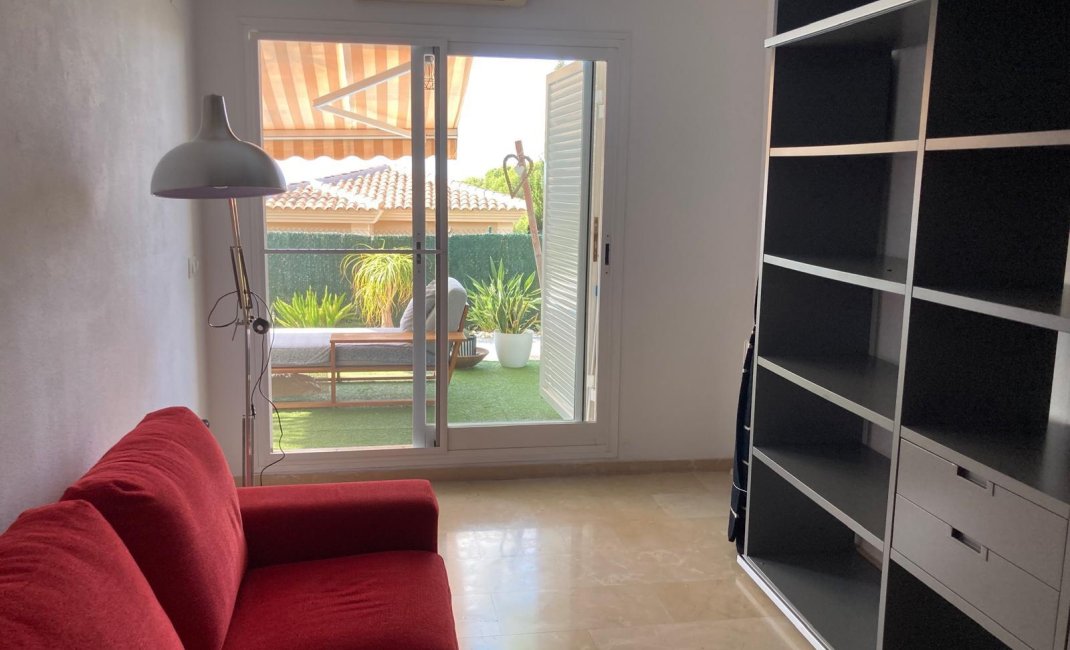 Resale -  Chalet / Villa -
La Nucía