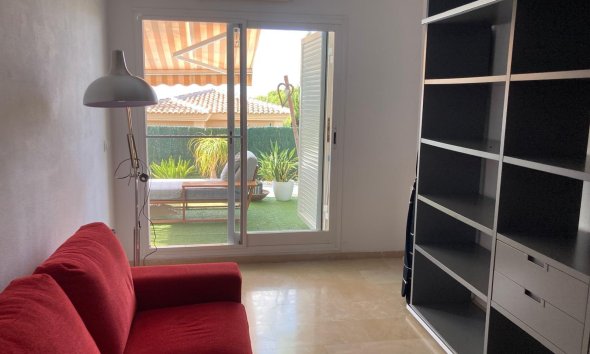 Resale -  Chalet / Villa -
La Nucía