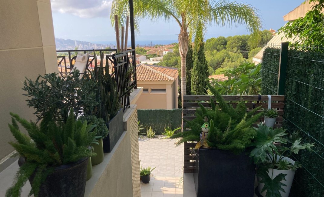 Resale -  Chalet / Villa -
La Nucía