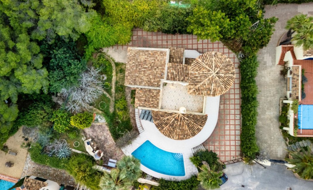 Resale - Villa -
Callosa De Ensarrià - Santa Clara