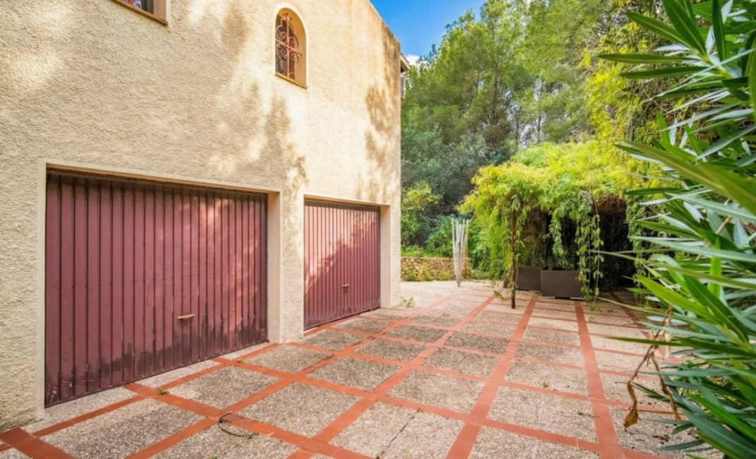 Resale - Villa -
Callosa De Ensarrià - Santa Clara