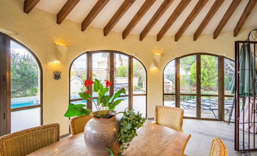 Resale - Villa -
Callosa De Ensarrià - Santa Clara