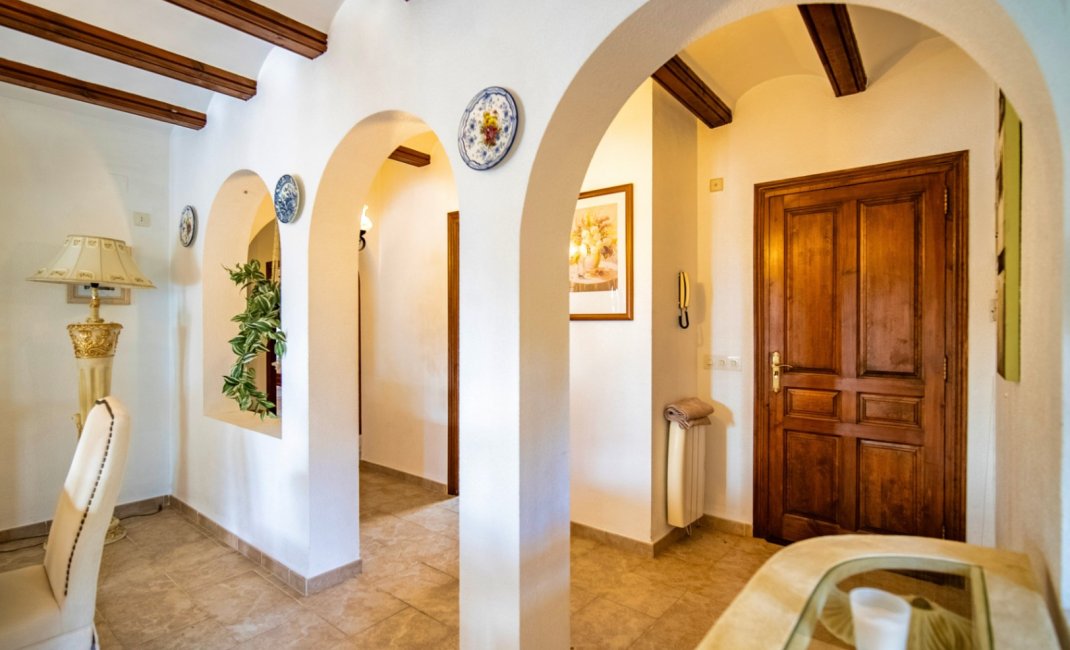 Resale - Villa -
Callosa De Ensarrià - Santa Clara