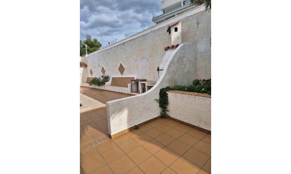 Reventa - Chalet / Villa  -
Albir