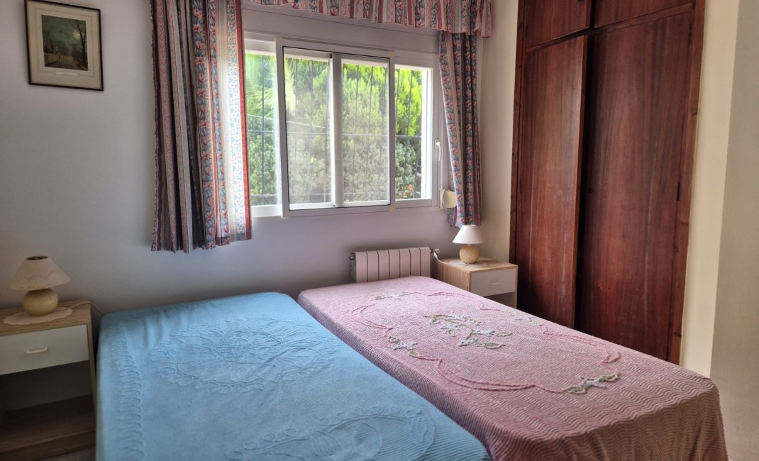 Reventa - Chalet / Villa  -
Albir