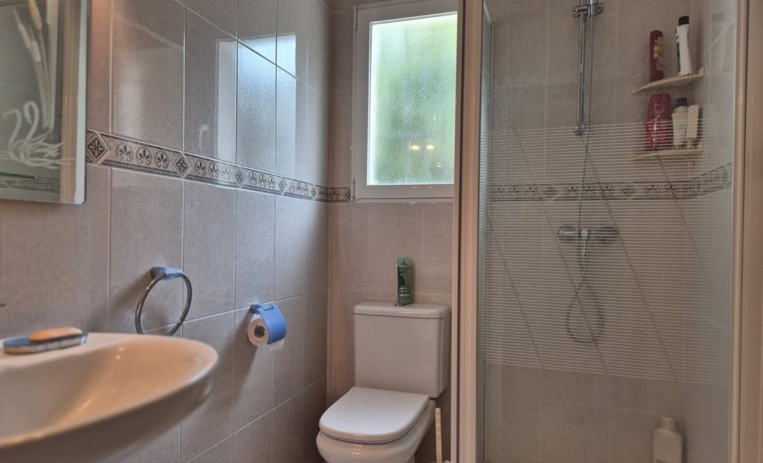 Reventa - Chalet / Villa  -
Albir