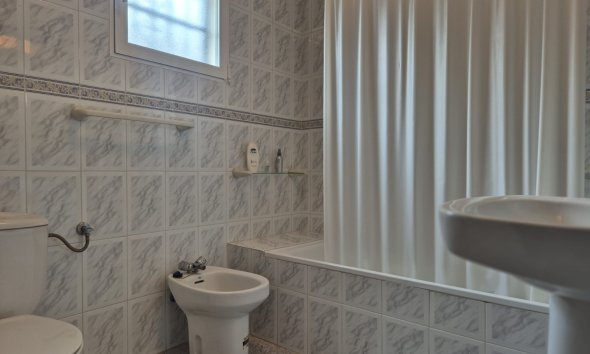 Reventa - Chalet / Villa  -
Albir