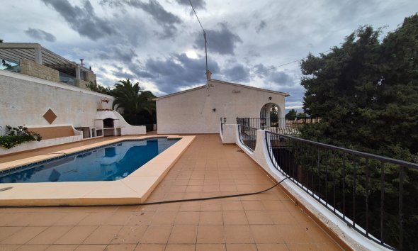 Reventa - Chalet / Villa  -
Albir