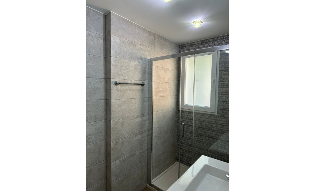 Resale - Villa -
Altea